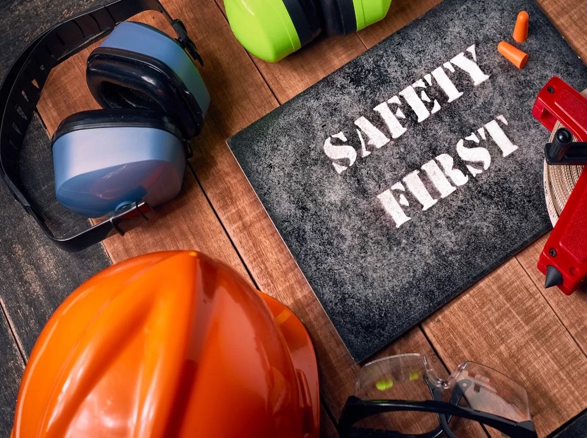 Renovation Health and Safety London, Site Safety and Compliance